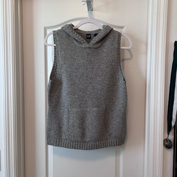 GAP Jackets & Blazers - Gap hooded sweater vest